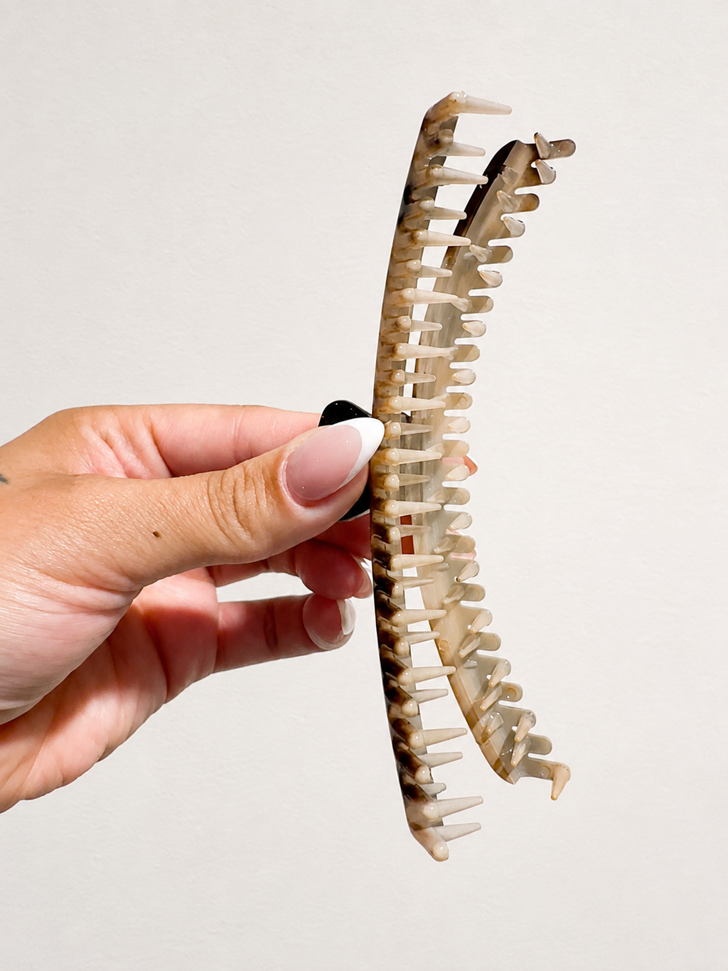 Kaxi Hold Everything Claw $20 USD