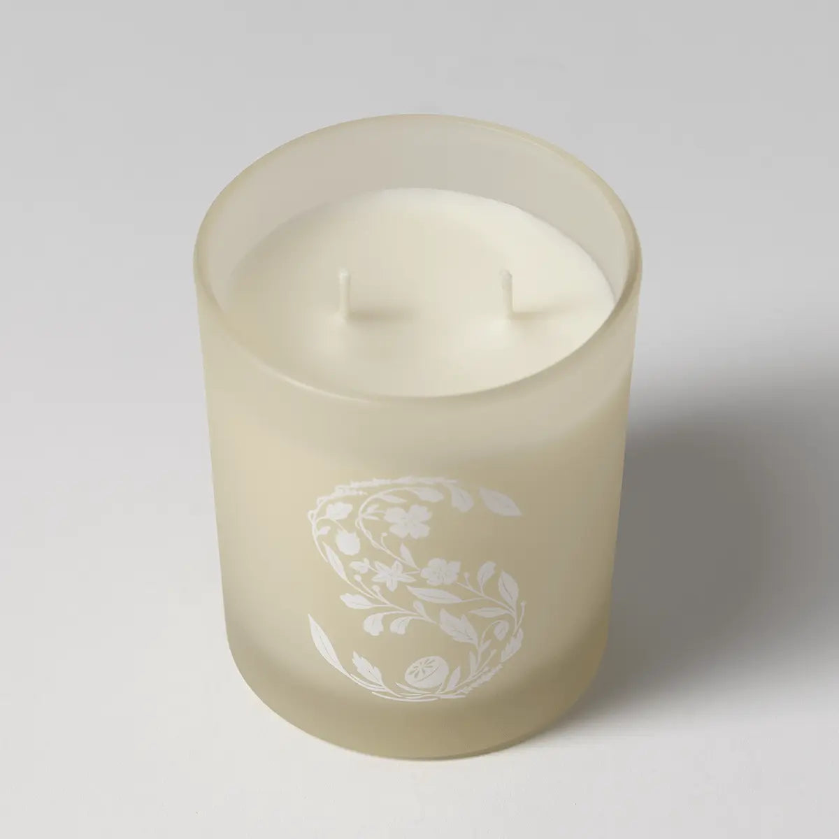 Scentsy Petals & Peaches Candle $40 USD