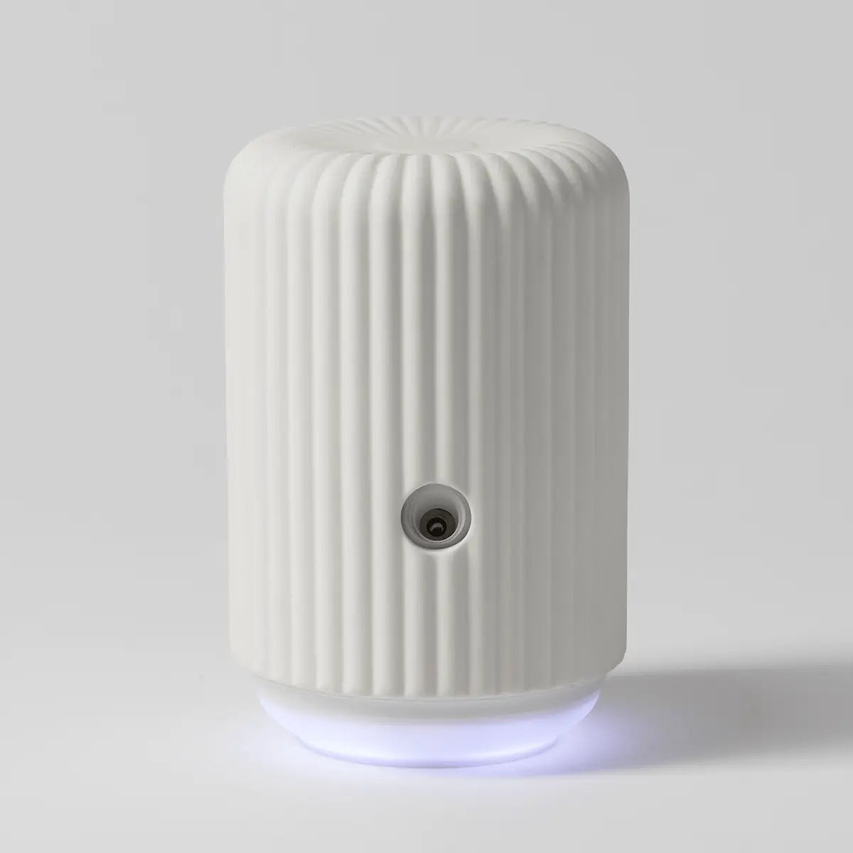 Scentsy Solo Smart Diffuser & One Fragrance Cartridge $90 USD