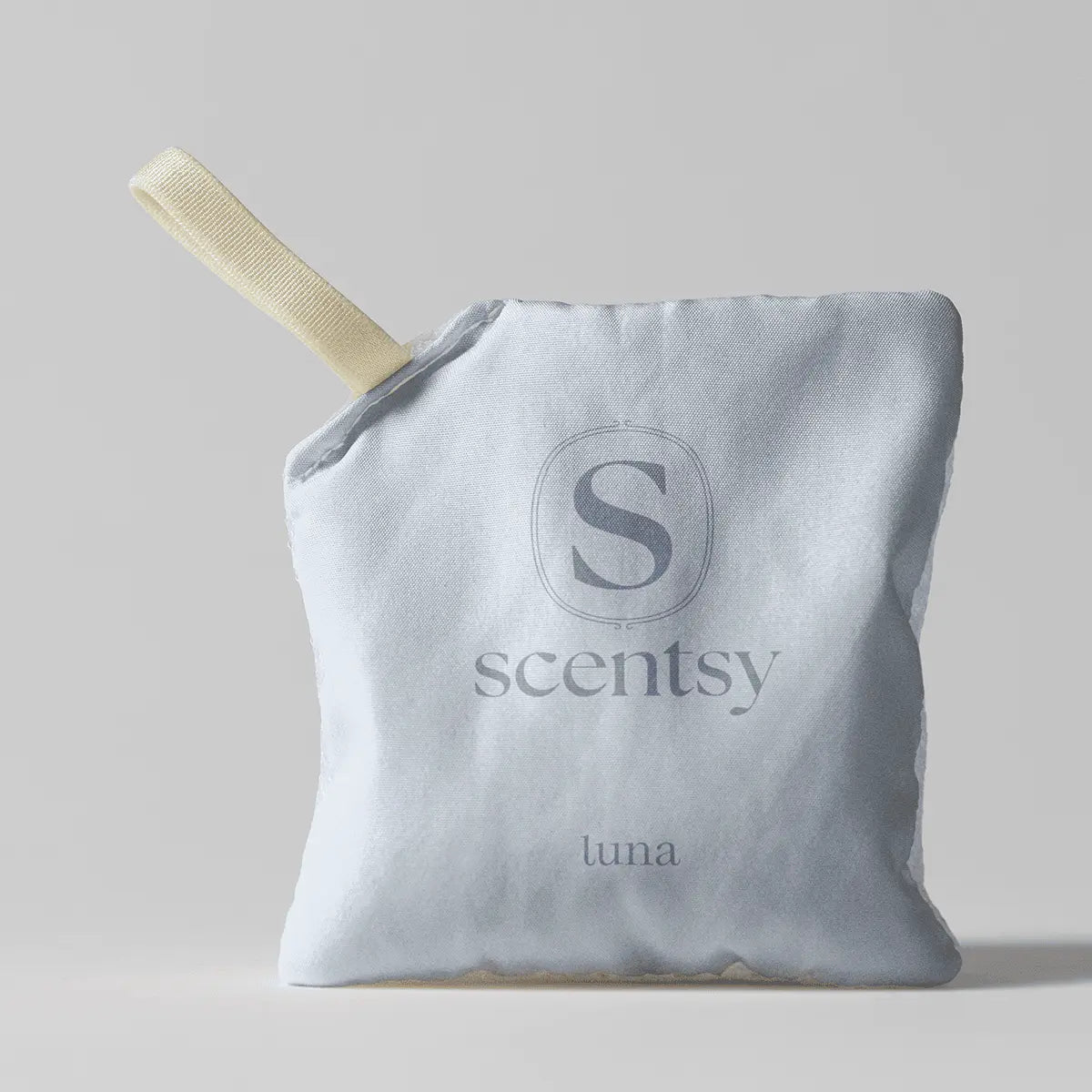 Scentsy Luna Scent Pak $19 USD